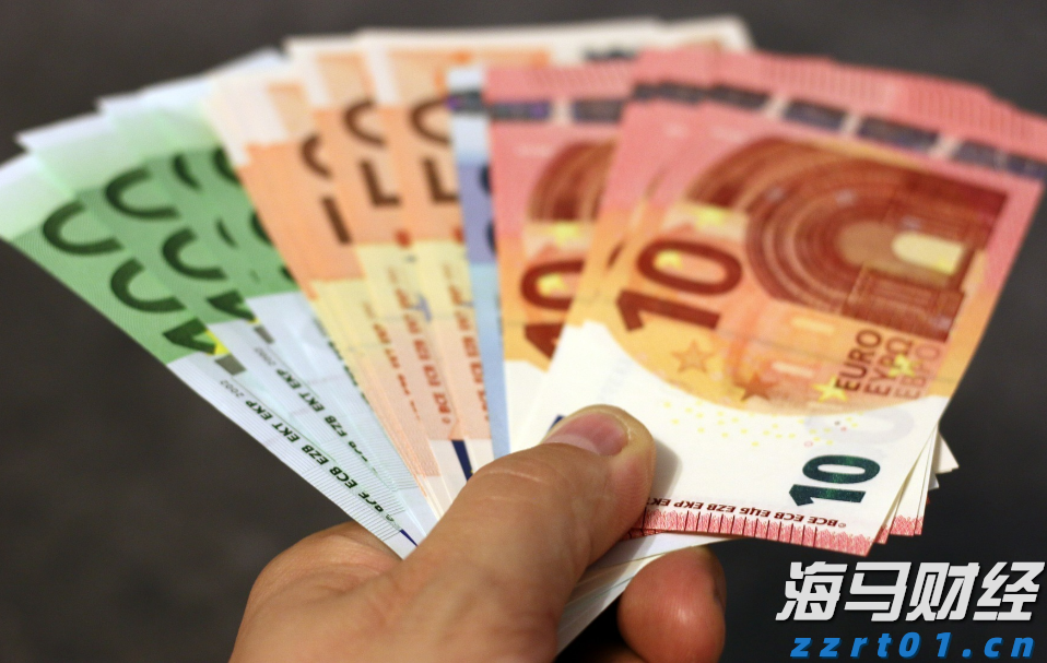 A股开盘速递 | A股小幅高开：创业板指涨0.13%，锂矿、水泥等板块领涨