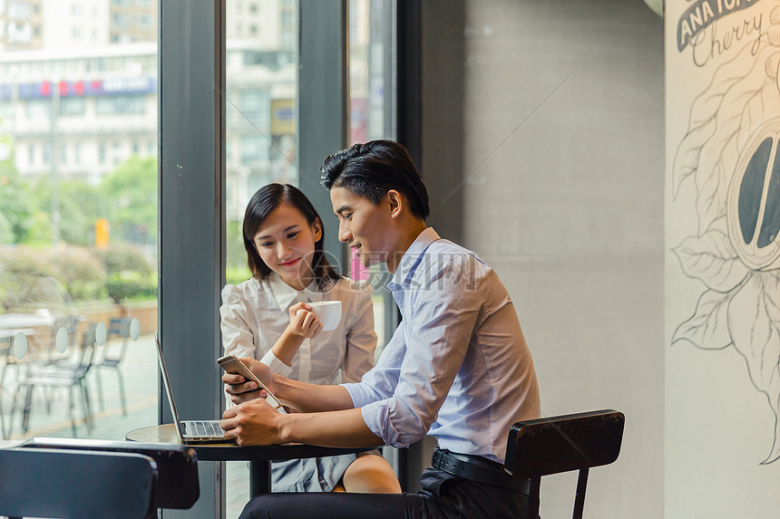 中国网络媒体论坛采访团走进贵港