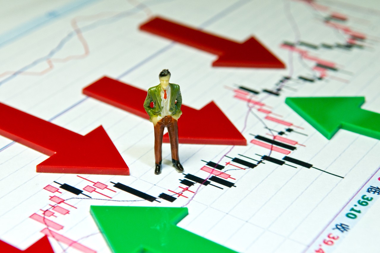 香港商经局:预计2025年访港旅客人次达4900万